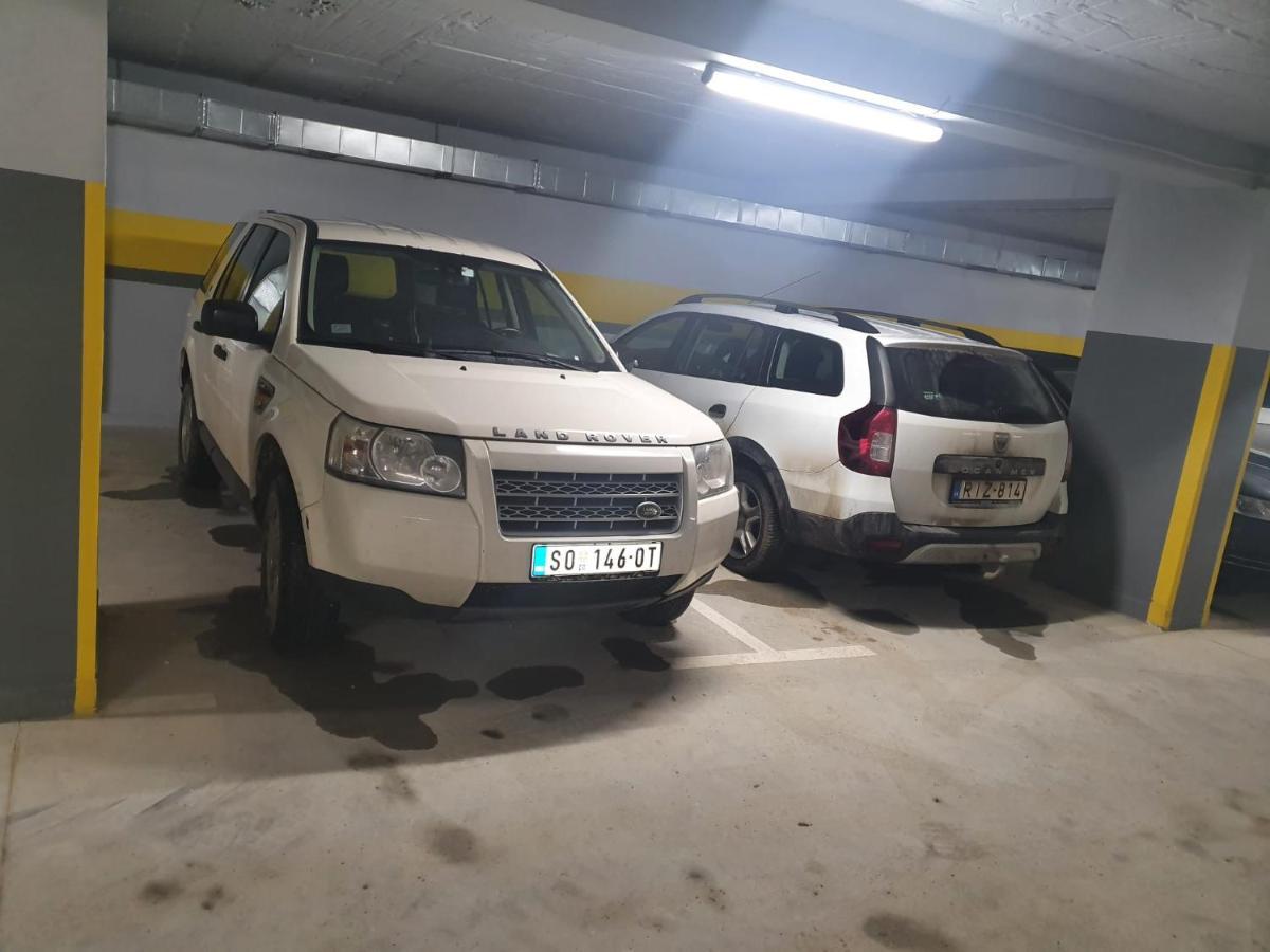 Apartman Kraljevi Cardaci Sadikovic Sa Garazom コパオニク エクステリア 写真