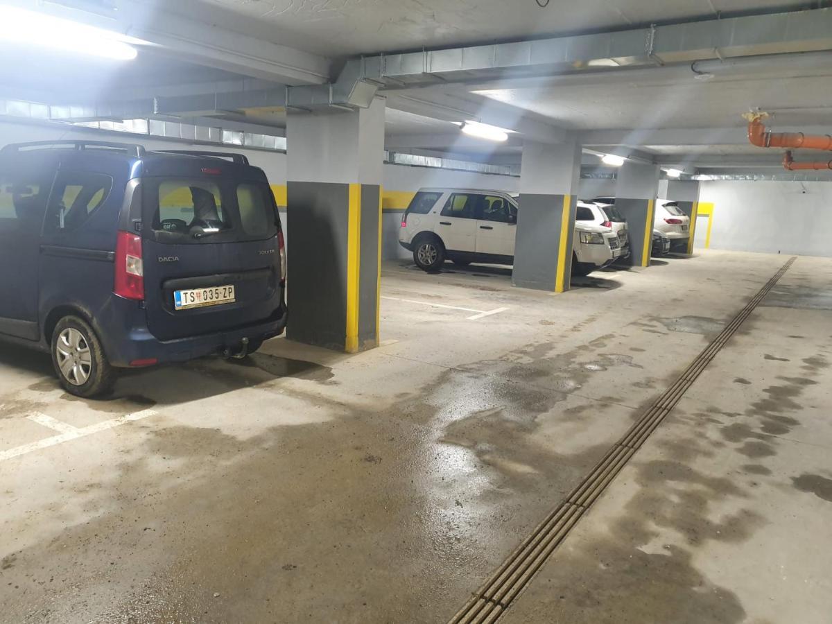 Apartman Kraljevi Cardaci Sadikovic Sa Garazom コパオニク エクステリア 写真