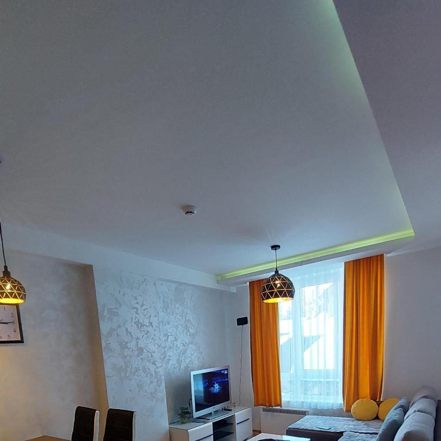 Apartman Kraljevi Cardaci Sadikovic Sa Garazom コパオニク エクステリア 写真